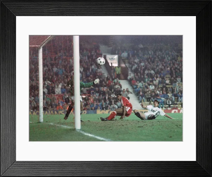 Framed Print : FA Cup 3rd round replay at Anfield. Liverpool 8 v Swansea City 0 Framed Print : FA Cup 3rd round replay at Anfield. Liverpool 8 v Swansea City 0