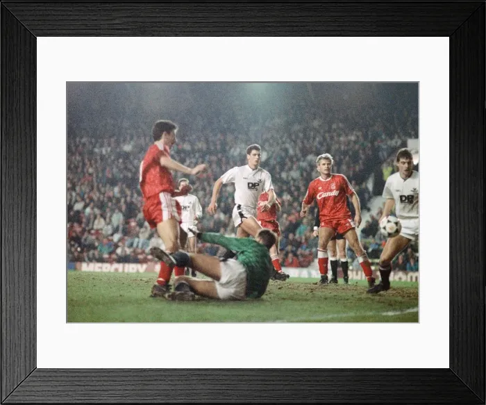 Framed Print : FA Cup 3rd round replay at Anfield. Liverpool 8 v Swansea City 0 Framed Print : FA Cup 3rd round replay at Anfield. Liverpool 8 v Swansea City 0