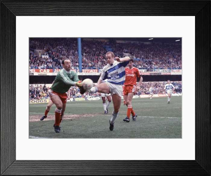 Framed Print : FA Cup Quarter Final match at Loftus Road. Queens Park Rangers 2 v Liverpool 2 Framed Print : FA Cup Quarter Final match at Loftus Road. Queens Park Rangers 2 v Liverpool 2