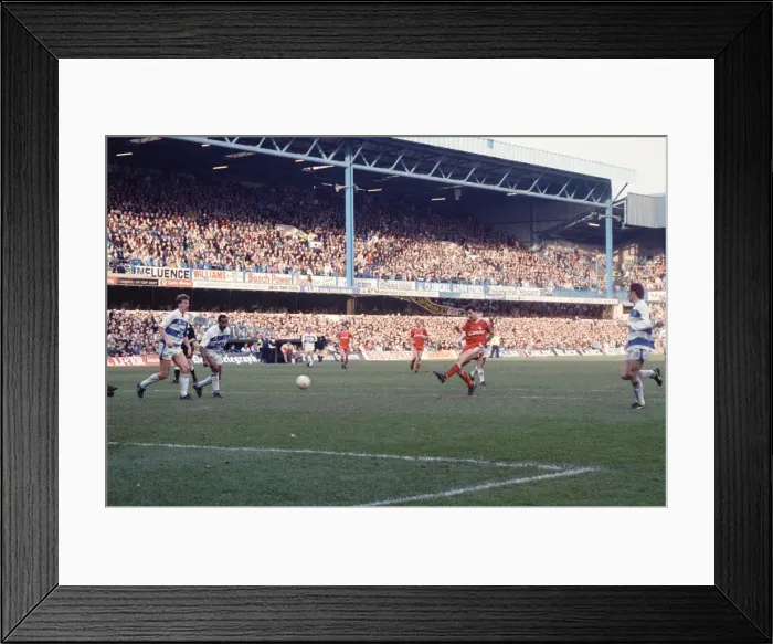 Framed Print : FA Cup Quarter Final match at Loftus Road. Queens Park Rangers 2 v Liverpool 2 Framed Print : FA Cup Quarter Final match at Loftus Road. Queens Park Rangers 2 v Liverpool 2