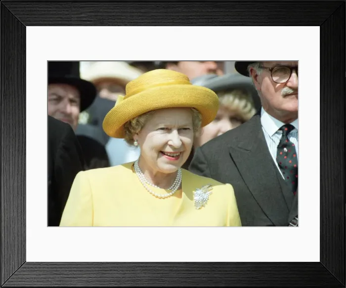 Framed Print : Queen Elizabeth attends the Epsom Derby at Epsom Racecourse, Surrey. 1st June 1994 Framed Print : Queen Elizabeth attends the Epsom Derby at Epsom Racecourse, Surrey. 1st June 1994