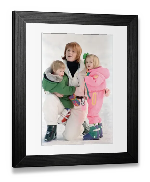 Framed Print : Sarah, The Duchess of York on holiday in Klosters with her daughters Princess Eugenie Framed Print : Sarah, The Duchess of York on holiday in Klosters with her daughters Princess Eugenie