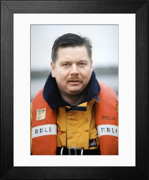 Framed Print : Barry lifeboat member Martin Hellyar. 19th January 1998 Framed Print : Barry lifeboat member Martin Hellyar. 19th January 1998