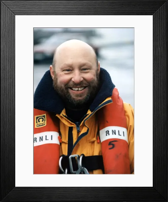 Framed Print : Barry lifeboat member Barry Chick. 19th January 1998 Framed Print : Barry lifeboat member Barry Chick. 19th January 1998