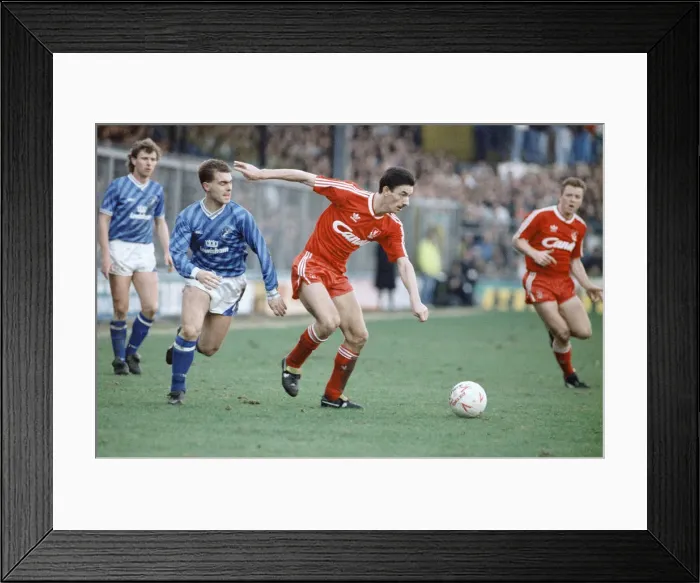 Framed Print : FA Cup 4th round match at The Den. Final score Millwall 0 v Liverpool 2