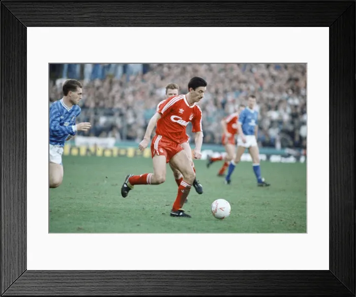 Framed Print : FA Cup 4th round match at The Den. Final score Millwall 0 v Liverpool 2 Framed Print : FA Cup 4th round match at The Den. Final score Millwall 0 v Liverpool 2