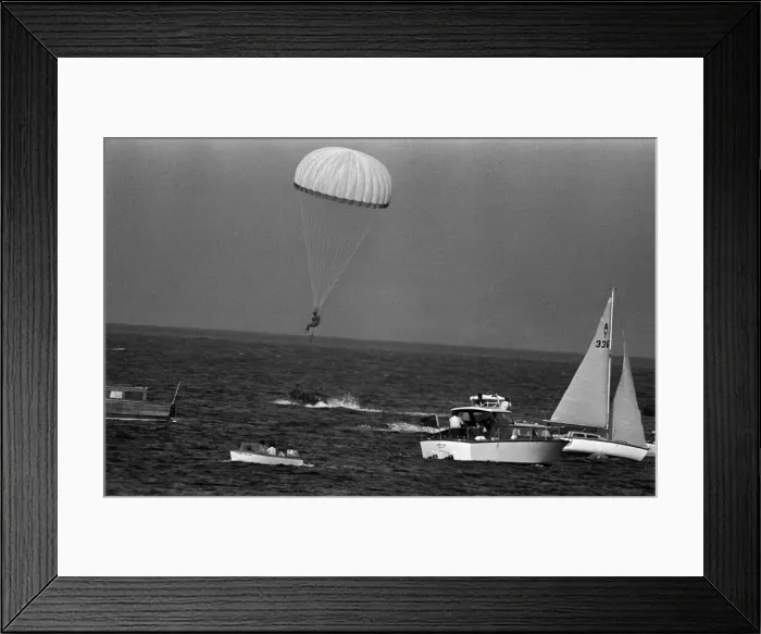 Framed Print : Prince Charles makes a parachute jump off the Dorset coast during his training as an RAF Framed Print : Prince Charles makes a parachute jump off the Dorset coast during his training as an RAF