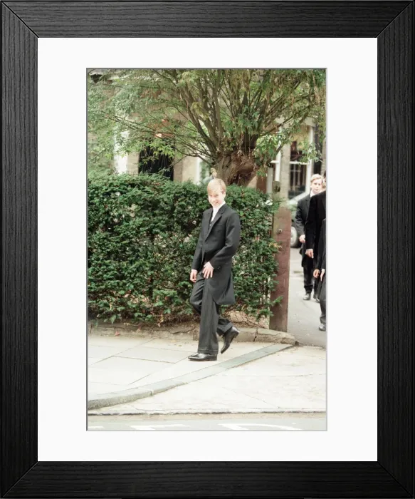 Framed Print : Prince William arrives at for his first day at Eton College, Windsor. 7th September 1995 Framed Print : Prince William arrives at for his first day at Eton College, Windsor. 7th September 1995