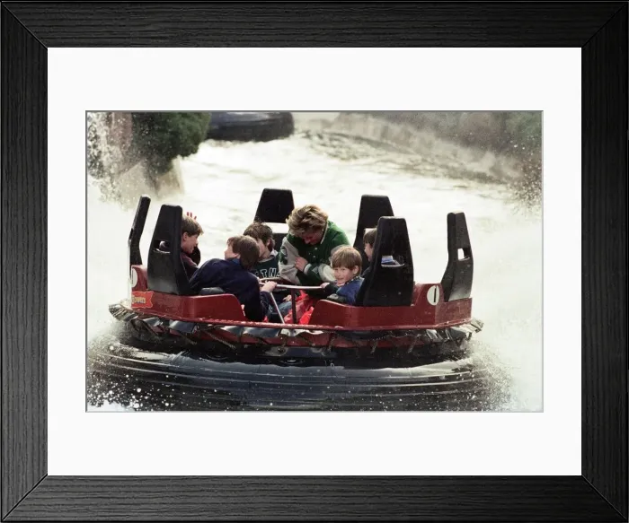 Framed Print : Princess Diana and her sons Prince Harry and Prince William at Alton Towers