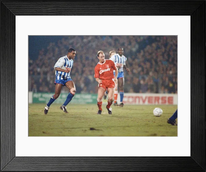 Framed Print : FA Cup 4th round replay at the Goldstone Ground, Hove. Brighton