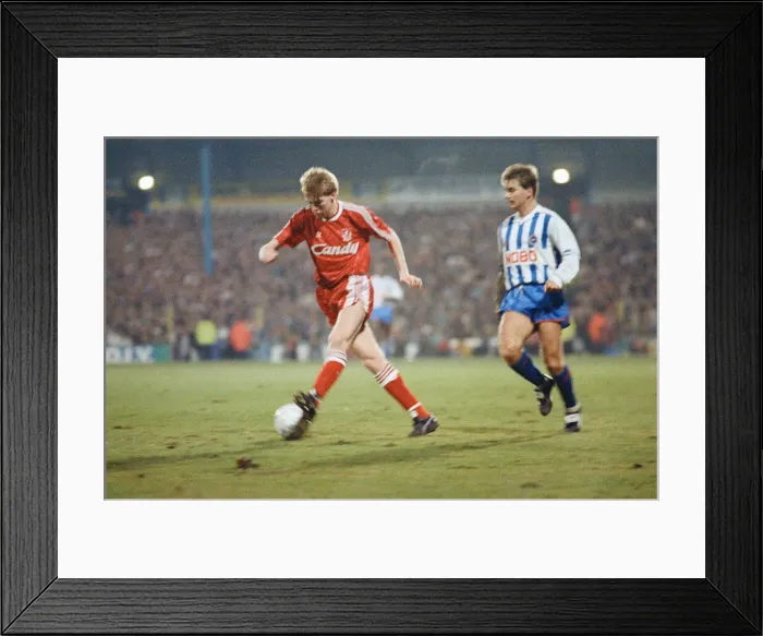 Framed Print : FA Cup 4th round replay at the Goldstone Ground, Hove. Brighton Framed Print : FA Cup 4th round replay at the Goldstone Ground, Hove. Brighton