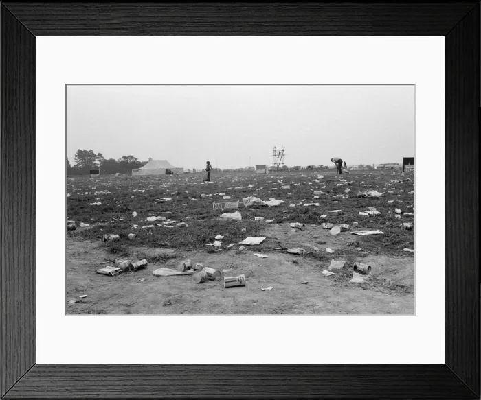 Framed Print : The Jazz and Pop Festival, held at Plumpton Racecourse, East Sussex Framed Print : The Jazz and Pop Festival, held at Plumpton Racecourse, East Sussex