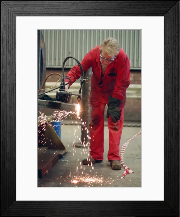 Framed Print : Work in progress at Hartlepool Steel Fabrications on the Gateshead Angel of the North