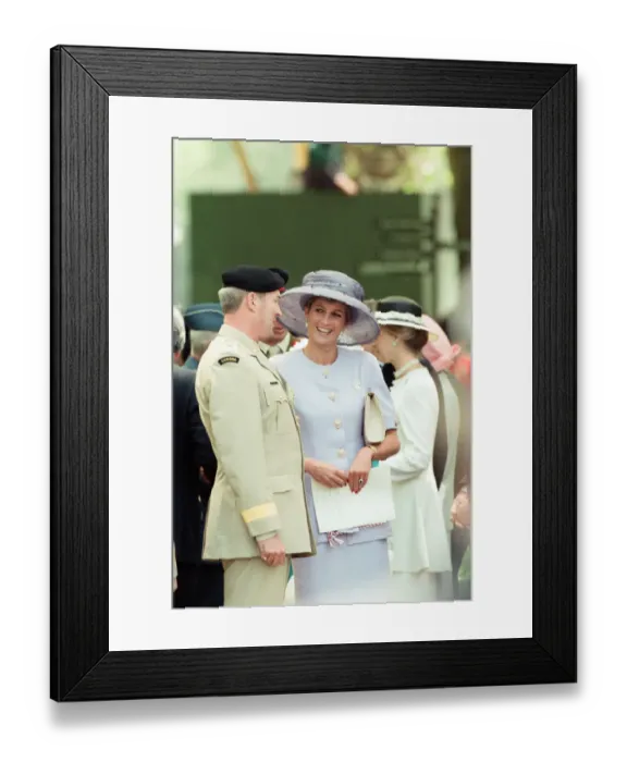 Framed Print : Diana, Princess of Wales attends the unveiling of the Canadian War Memorial in Green Park