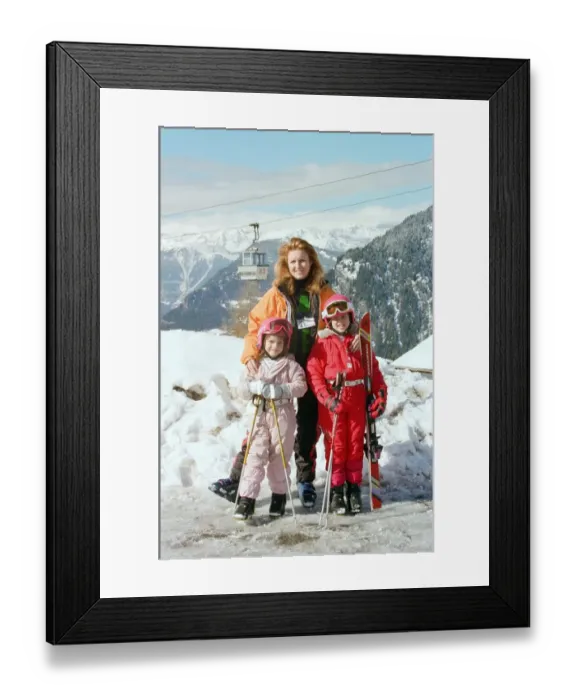 Framed Print : Sarah, Duchess Of York with her daughters Princess Beatrice and Princess Eugenie Framed Print : Sarah, Duchess Of York with her daughters Princess Beatrice and Princess Eugenie
