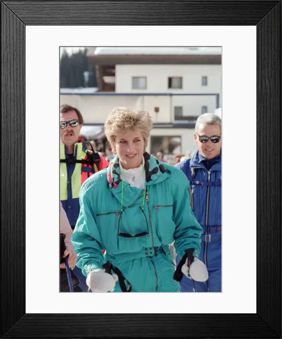 Framed Print : HRH The Princess of Wales, Princess Diana, during a skiing holiday in Lech, Austria Framed Print : HRH The Princess of Wales, Princess Diana, during a skiing holiday in Lech, Austria