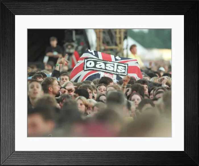 Framed Print : Oasis Fans at the Oasis concert at Knebworth Framed Print : Oasis Fans at the Oasis concert at Knebworth