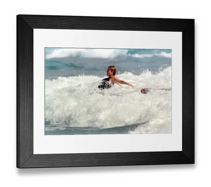 Framed Print : Diana, Princess of Wales on holiday in Nevis with her sons. January 1993 Framed Print : Diana, Princess of Wales on holiday in Nevis with her sons. January 1993