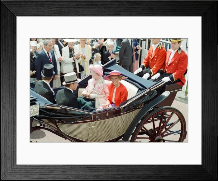 Framed Print : The Queen Mother and Princess Diana attend the first day of the Ascot races Framed Print : The Queen Mother and Princess Diana attend the first day of the Ascot races