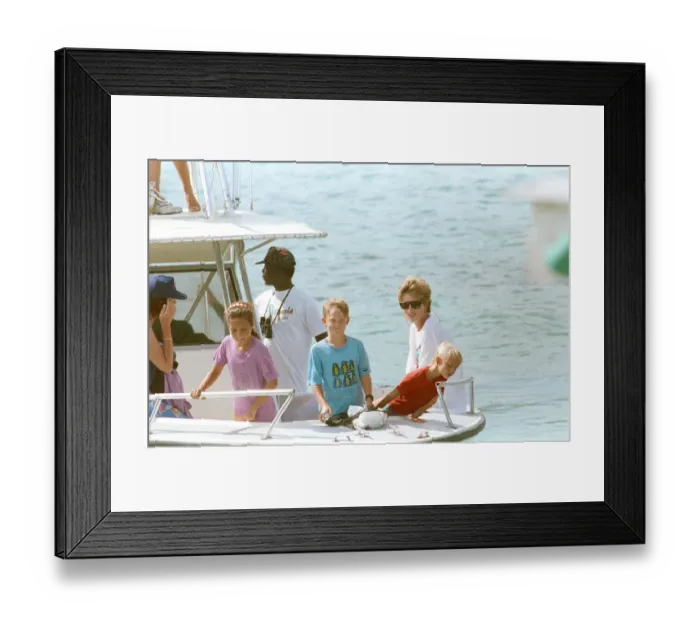 Framed Print : Diana, Princess of Wales on holiday in Nevis with her sons. January 1993