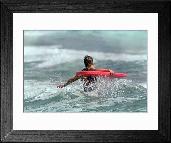 Framed Print : Diana, Princess of Wales on holiday in Nevis. January 1993 Framed Print : Diana, Princess of Wales on holiday in Nevis. January 1993
