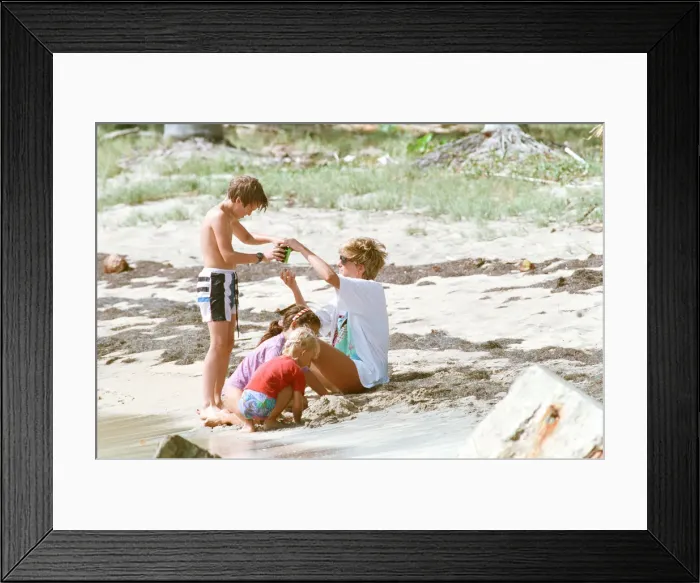 Framed Print : Diana, Princess of Wales on holiday in Nevis with Prince William. January 1993