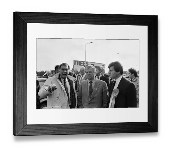Framed Print : Chris Patten, Environment Minister visits Switch Island, site of new proposed blue route