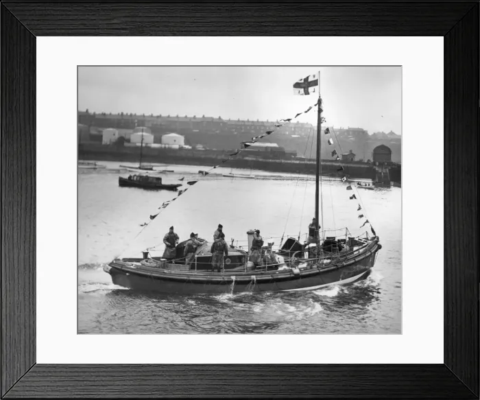 Framed Print : The Sunderland lifeboat Edward and Isabella Irwin after her launch by Lady Marr