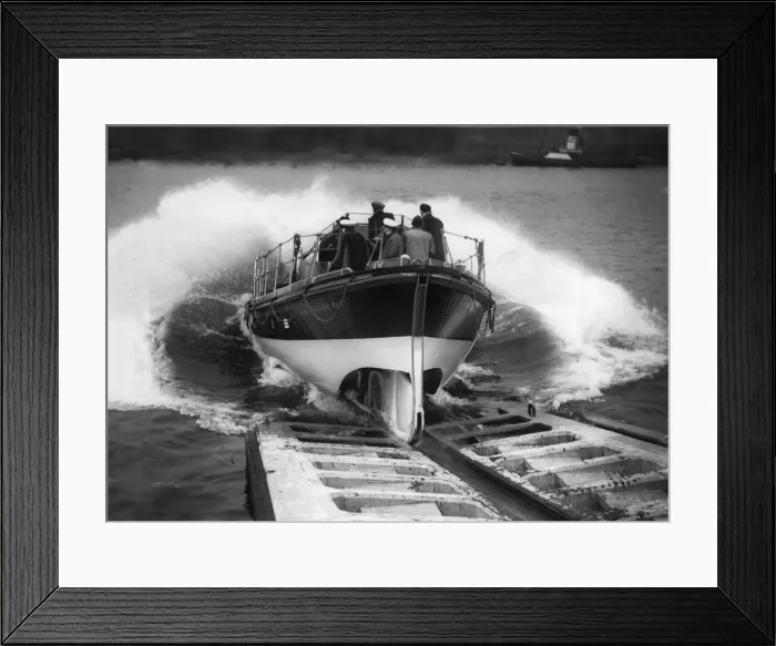 Framed Print : Launch of the lifeboat Tynesider at Tynemouth Framed Print : Launch of the lifeboat Tynesider at Tynemouth