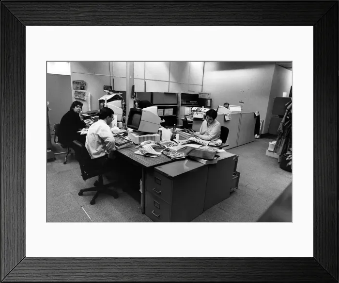 Framed Print : The Liverpool Echo office, Old Hall Street, before reorganisation. December 1992 Framed Print : The Liverpool Echo office, Old Hall Street, before reorganisation. December 1992