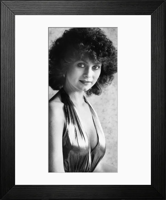 Framed Print : Julie Coulson, Model, Studio Pix, February 1987 Framed Print : Julie Coulson, Model, Studio Pix, February 1987