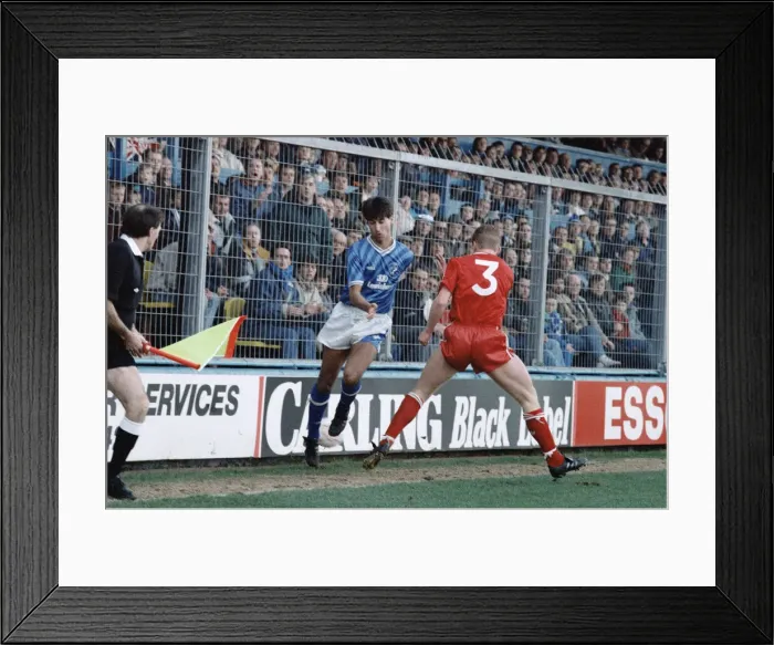 Framed Print : FA Cup 4th round match at The Den. Final score Millwall 0 v Liverpool 2
