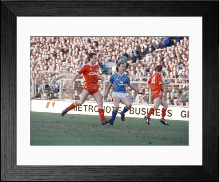 Framed Print : FA Cup 4th round match at The Den. Final score Millwall 0 v Liverpool 2 Framed Print : FA Cup 4th round match at The Den. Final score Millwall 0 v Liverpool 2