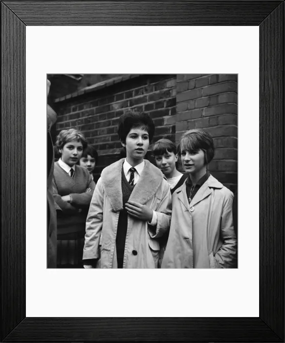 Framed Print : Helen Shapiro, the 15 year old pop singer, leaves Clapton Park Secondary School Framed Print : Helen Shapiro, the 15 year old pop singer, leaves Clapton Park Secondary School