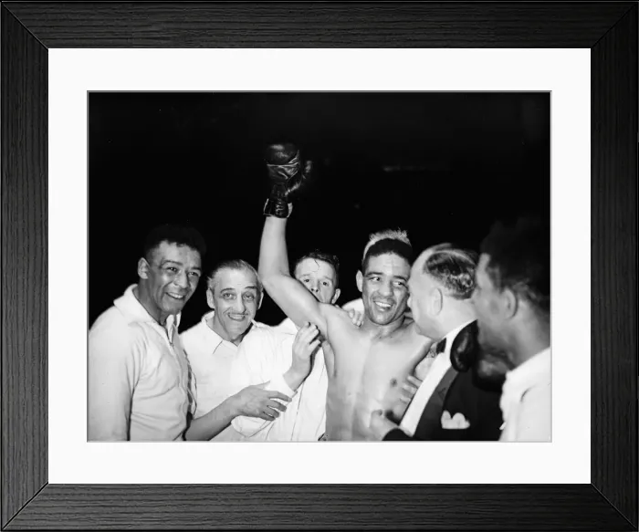 Framed Print : Randolph Turpin and his corner team celebrate his win over Sugar Ray Robinson following