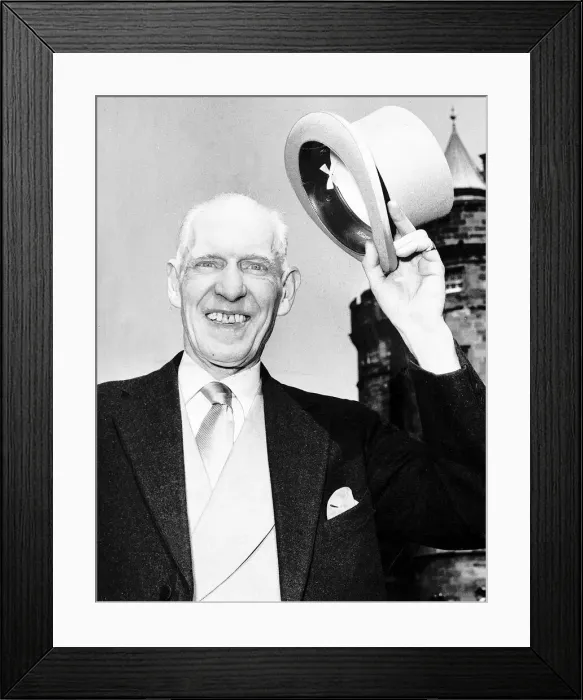 Framed Print : Sir Robert Kelly chairman of Celtic football club at Holyrood House where he received his