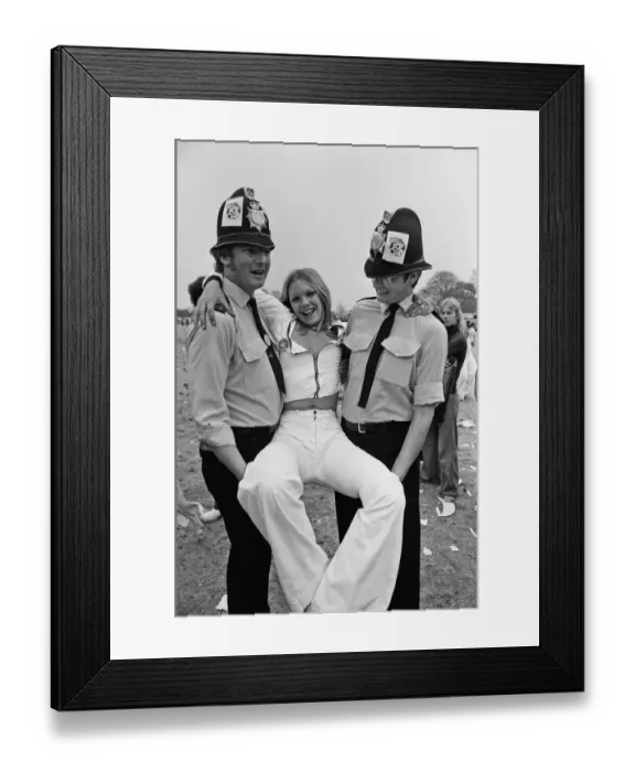 Framed Print : The Daily Mirror Pop Club tent at the Reading festival was a big hit