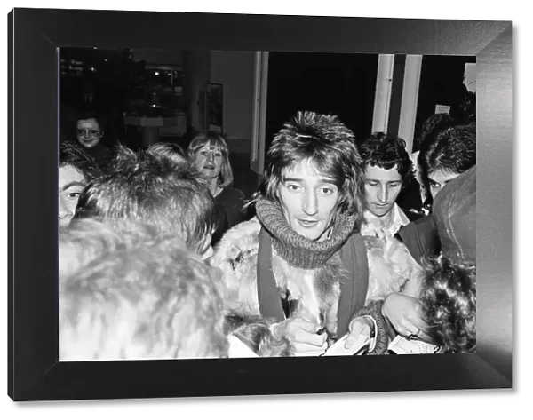Over 400 Rod Stewart fans joined the Daily Mirror Pop Club trip to Amsterdam over