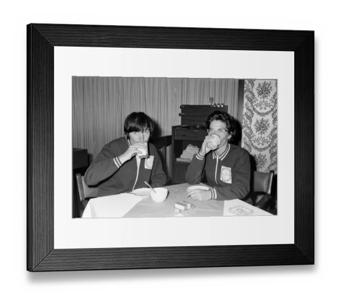 Framed Print : The British Womens football team in Mexico City for the Womens World Cup