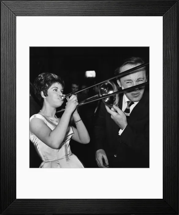 Framed Print : Helen Shapiro pictured during the filming of Its Trad, Dad Framed Print : Helen Shapiro pictured during the filming of Its Trad, Dad