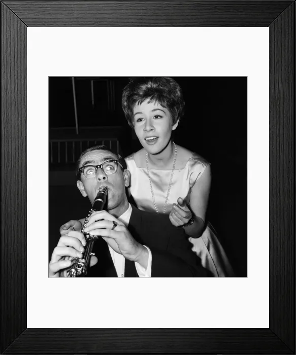 Framed Print : Fifteen year old Helen Shapiro pictured during the filming of Its Trad, Dad Framed Print : Fifteen year old Helen Shapiro pictured during the filming of Its Trad, Dad