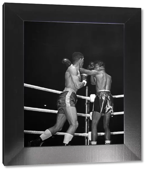 Action from the Randolph Turpin v Sugar Ray Robinson fight at Earls Court