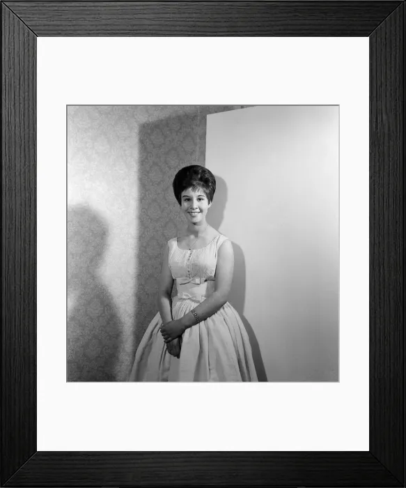 Framed Print : 14 year old singer Helen Shapiro, who is still at school Framed Print : 14 year old singer Helen Shapiro, who is still at school