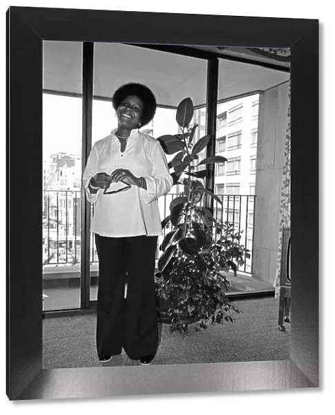 Singer Gladys Knight seen here at the Inn on the Park hotel, London 21st April 1976