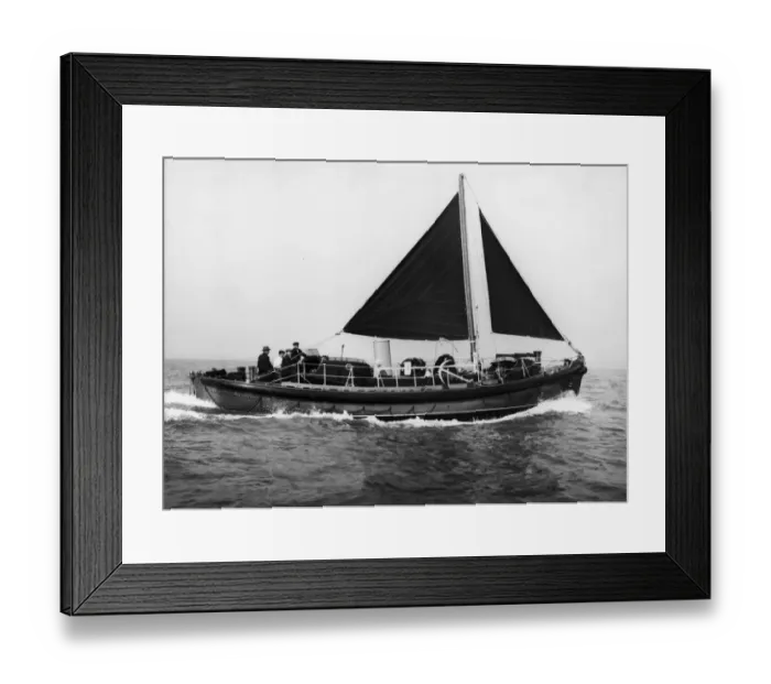 Framed Print : The RNLB Motor lifeboat Mary Stanford of the RNLI Ballycotton Lifeboat Station, Cork