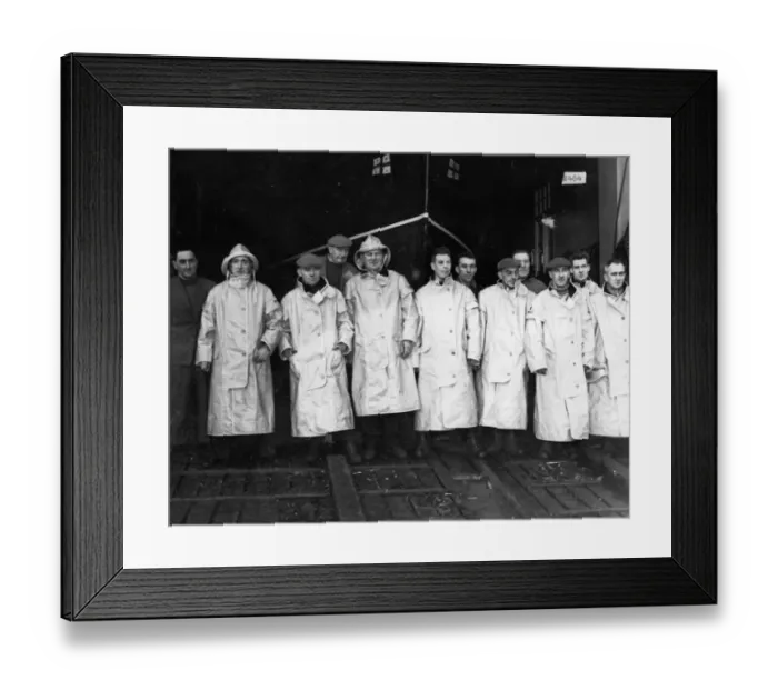 Framed Print : Crew of the Broughty Ferry reserve lifeboat City of Bradford II