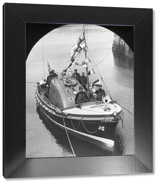 The George Elmy lifeboat launches on a trial run. 1st June 1950 The boat