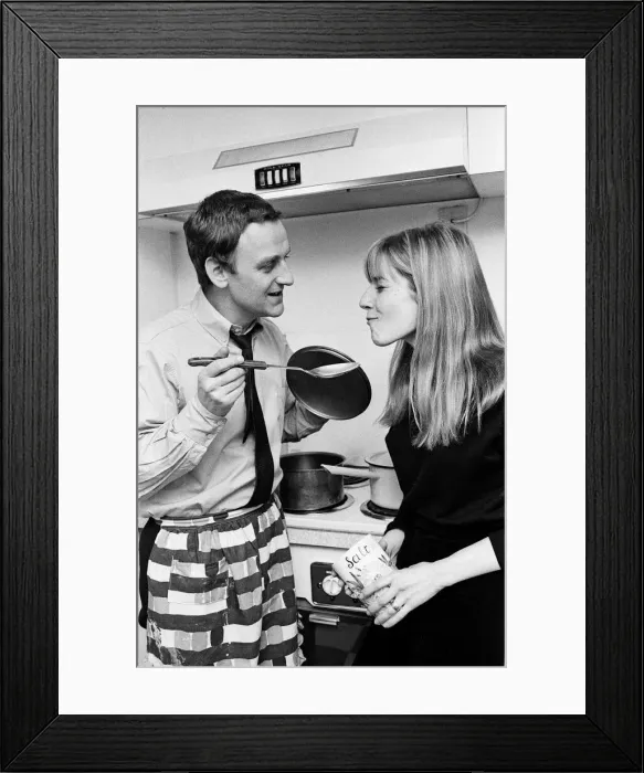 Framed Print : Actor John Thaw has been his own chef for many years. He sometimes thinks he is better Framed Print : Actor John Thaw has been his own chef for many years. He sometimes thinks he is better