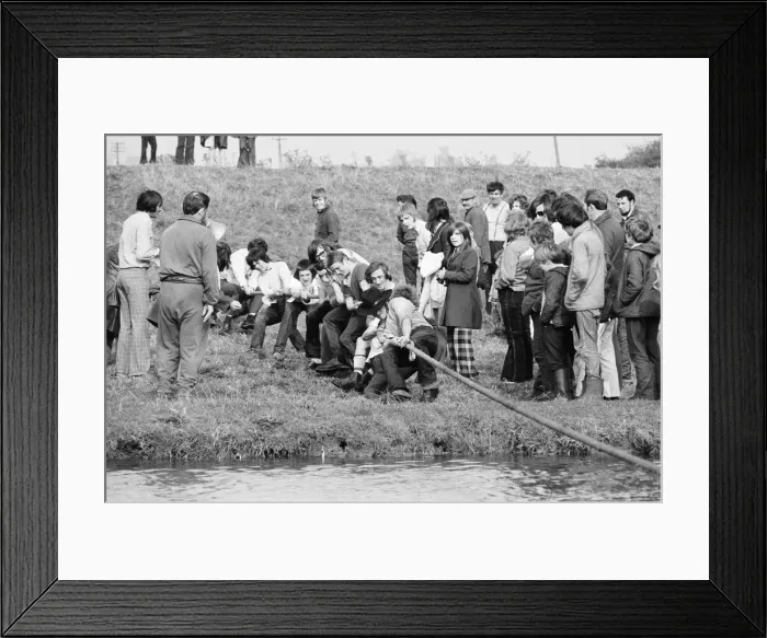 Framed Print : Tug of War Competition across the River Great Ouse aka Old West River in Stretham Framed Print : Tug of War Competition across the River Great Ouse aka Old West River in Stretham