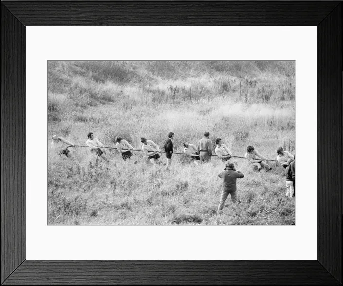 Framed Print : Tug of War Competition across the River Great Ouse aka Old West River in Stretham Framed Print : Tug of War Competition across the River Great Ouse aka Old West River in Stretham